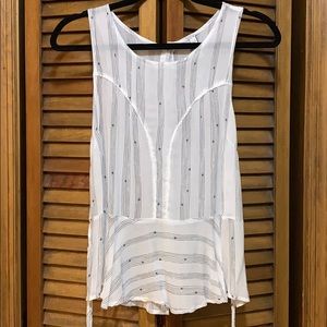 Sleeveless Top Size Medium